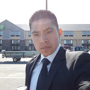 Meet your Posher, Roberto